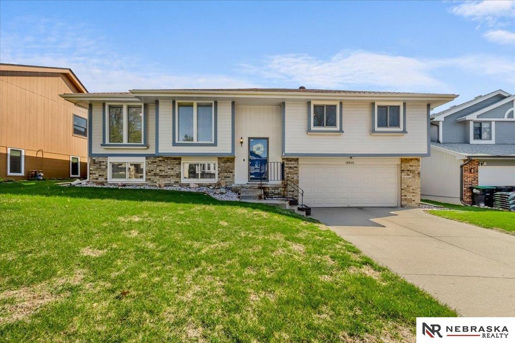 16615 Ehlers Street, Omaha, NE 68135