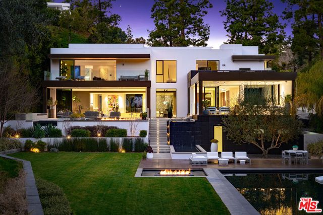 1231 Lago Vista Drive, Beverly Hills, CA 90210