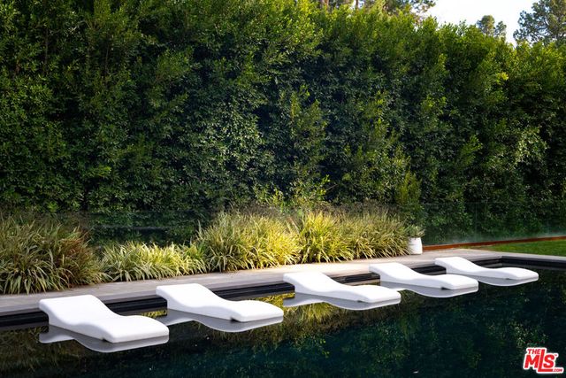 1231 Lago Vista Drive, Beverly Hills, CA 90210