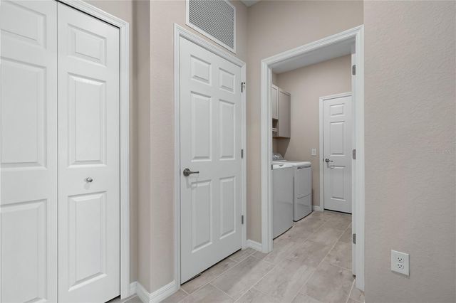 12379 AMICA LOOP, Venice, FL 34293