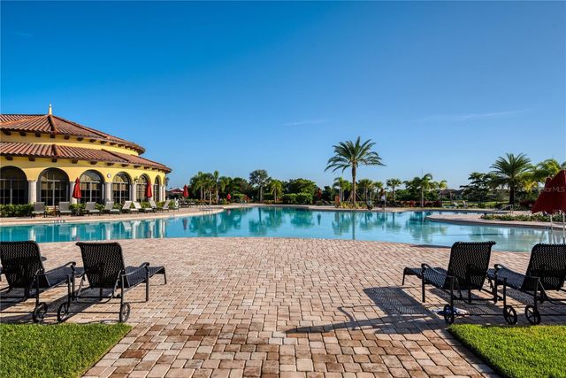 12379 AMICA LOOP, Venice, FL 34293