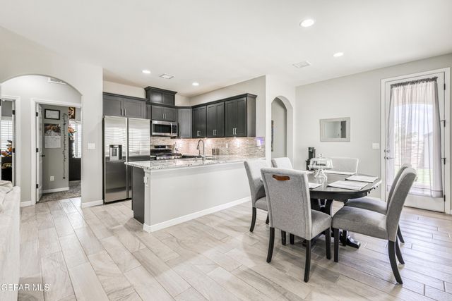 2208 TIERRA DELMONTE Drive, El Paso, TX 79938
