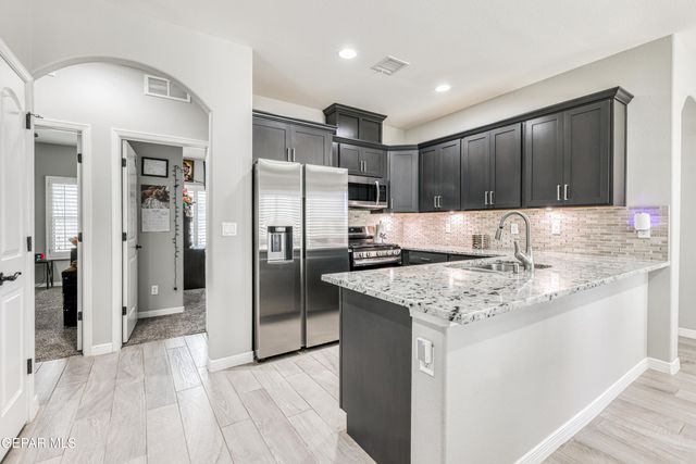 2208 TIERRA DELMONTE Drive, El Paso, TX 79938