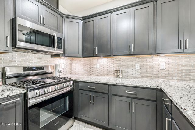 2208 TIERRA DELMONTE Drive, El Paso, TX 79938