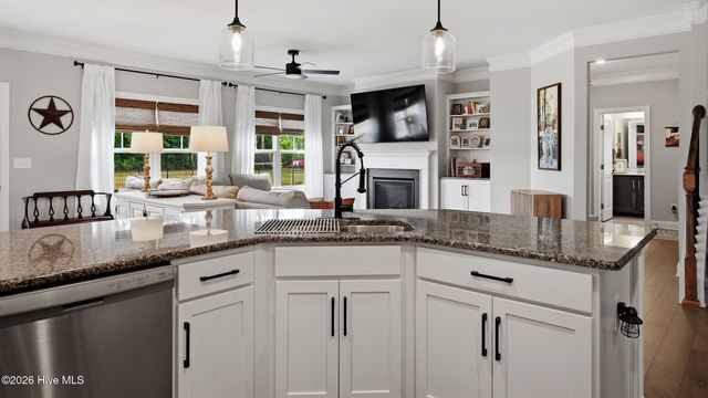 2240 Three Oaks Drive, Greenville, NC 27858