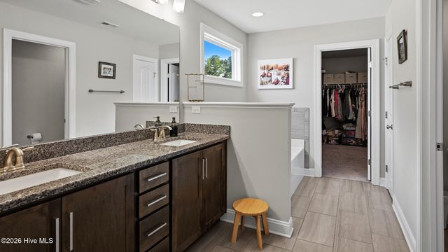 2240 Three Oaks Drive, Greenville, NC 27858
