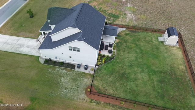 2240 Three Oaks Drive, Greenville, NC 27858
