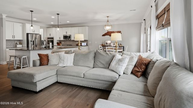 2240 Three Oaks Drive, Greenville, NC 27858
