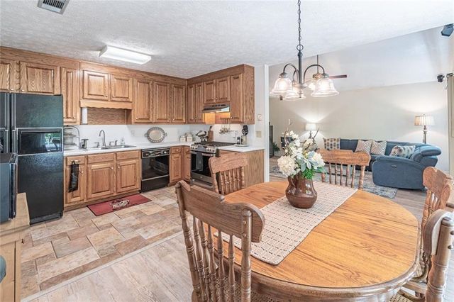 3430 Lakeside Lane, Cumming, GA 30040