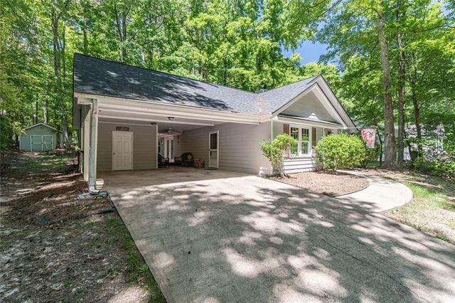 3430 Lakeside Lane, Cumming, GA 30040