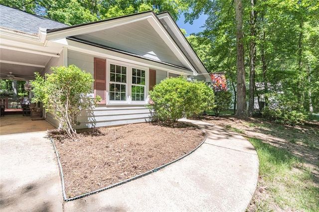 3430 Lakeside Lane, Cumming, GA 30040