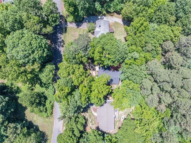 3430 Lakeside Lane, Cumming, GA 30040