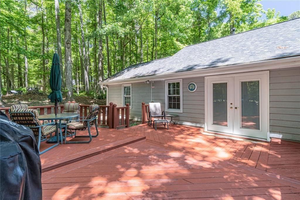 Image 35 of property listing at 3430 Lakeside Lane, Cumming, GA 30040