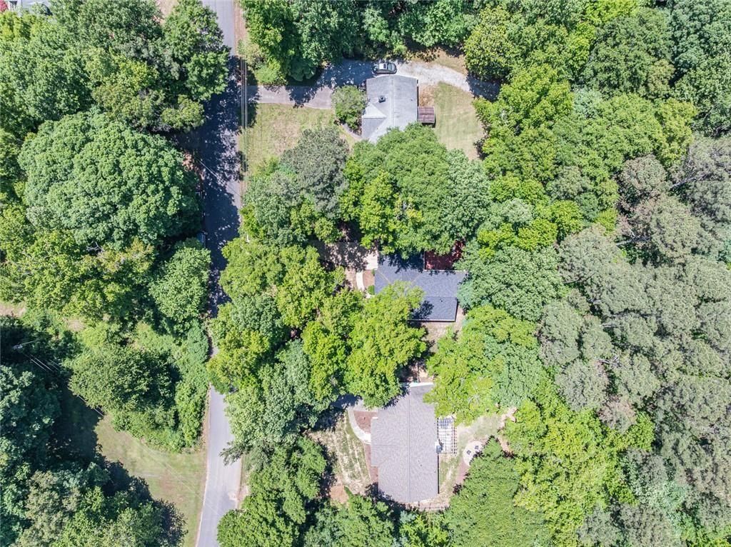 Image 48 of property listing at 3430 Lakeside Lane, Cumming, GA 30040