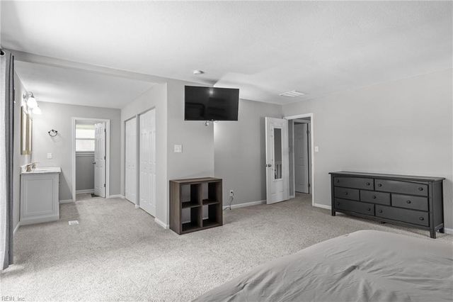 4021 Foxwood DR, Virginia Beach, VA 23462