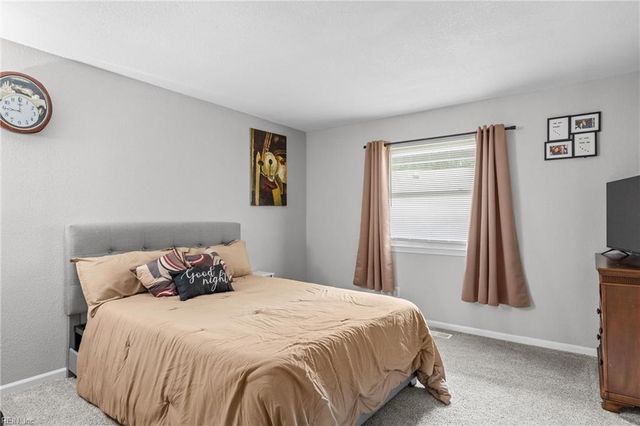 4021 Foxwood DR, Virginia Beach, VA 23462
