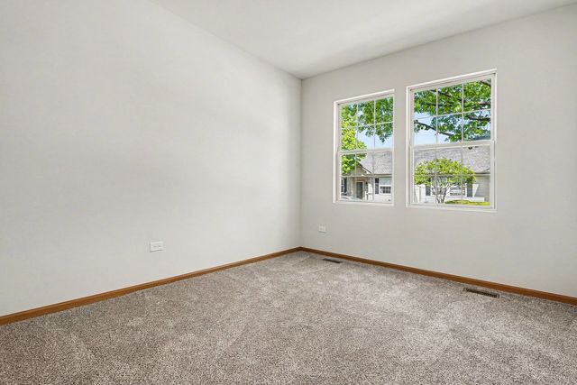 11745 River Terrace Lane, Huntley, IL 60142
