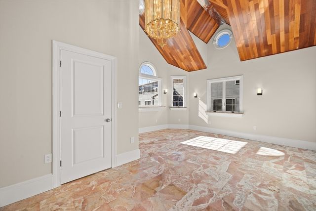 39 Spring St, Boston, MA 02132