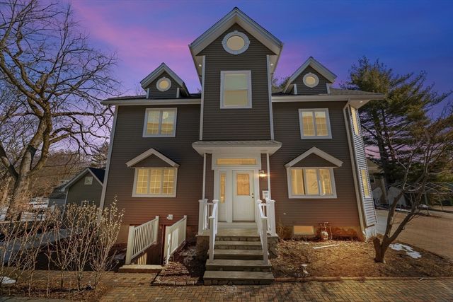 39 Spring St, Boston, MA 02132