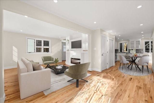 39 Spring St, Boston, MA 02132