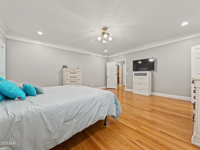 3223 Topside Drive, Kodak, TN 37764