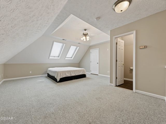 3223 Topside Drive, Kodak, TN 37764