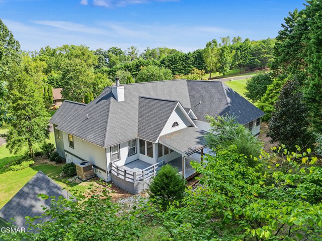 3223 Topside Drive, Kodak, TN 37764