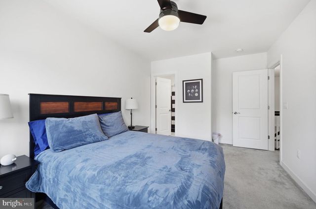 7914 TURTLE CREEK CIR, Gainesville, VA 20155