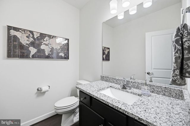 7914 TURTLE CREEK CIR, Gainesville, VA 20155