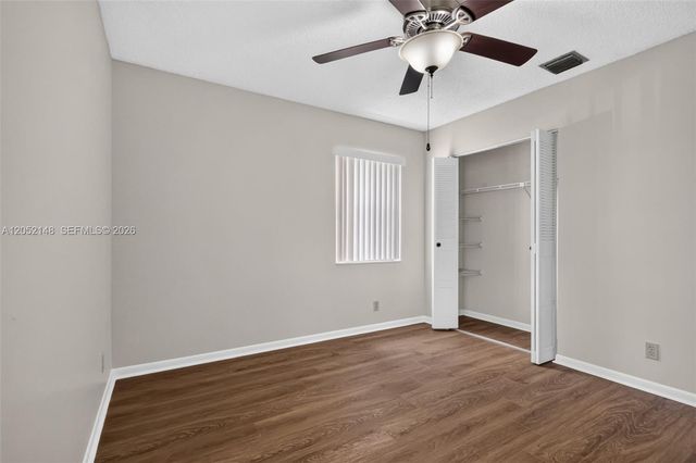7626 Tahiti Ln 204, Lake Worth, FL 33467