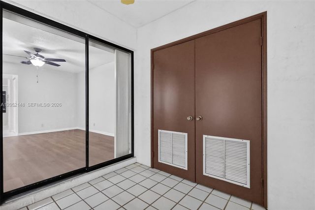 7626 Tahiti Ln 204, Lake Worth, FL 33467