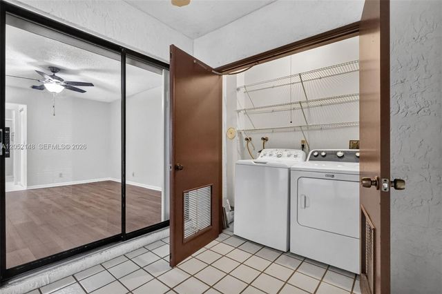 7626 Tahiti Ln 204, Lake Worth, FL 33467