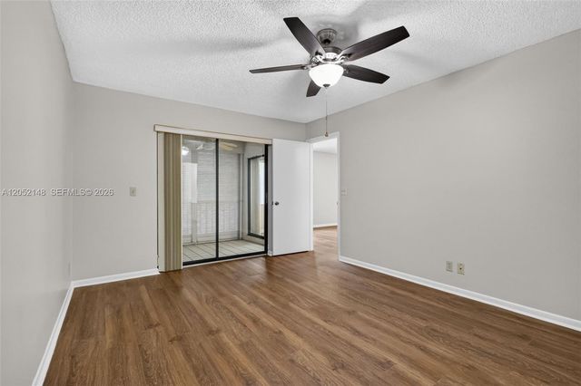 7626 Tahiti Ln 204, Lake Worth, FL 33467