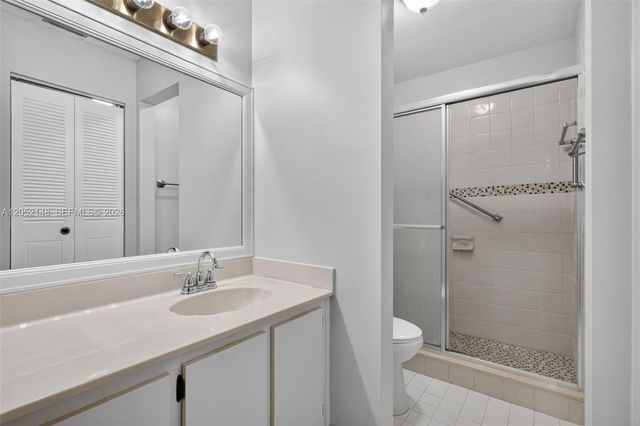 7626 Tahiti Ln 204, Lake Worth, FL 33467
