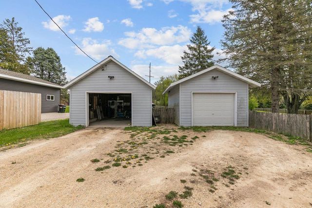 N852 COUNTY ROAD W, Fremont, WI 54940