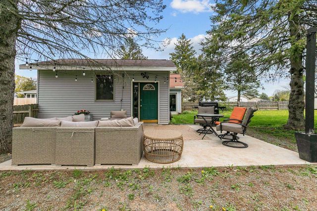 N852 COUNTY ROAD W, Fremont, WI 54940
