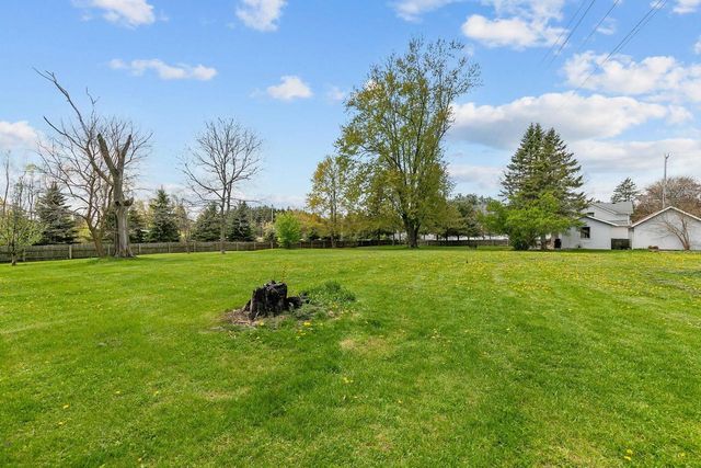 N852 COUNTY ROAD W, Fremont, WI 54940
