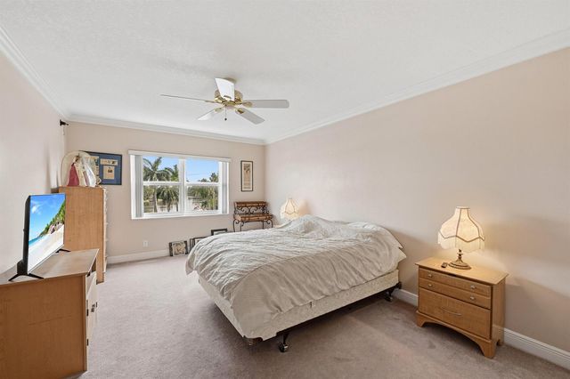 1839 Middle River Drive 302, Fort Lauderdale, FL 33305