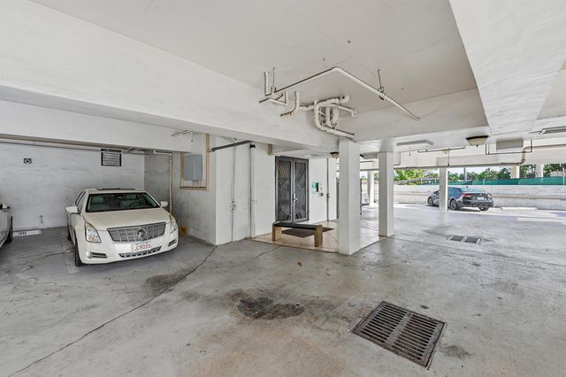 1839 Middle River Drive 302, Fort Lauderdale, FL 33305