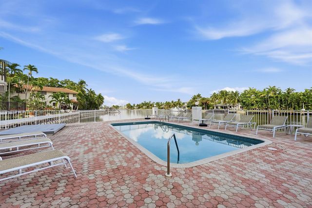 1839 Middle River Drive 302, Fort Lauderdale, FL 33305
