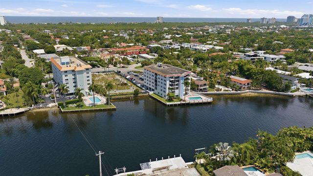 1839 Middle River Drive 302, Fort Lauderdale, FL 33305