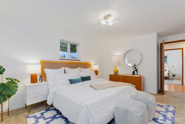9912 51st Avenue S, Seattle, WA 98118