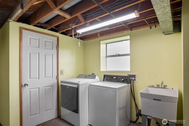 9912 51st Avenue S, Seattle, WA 98118