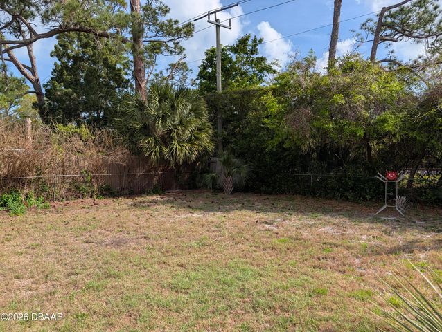 550 Cambridge Circle, South Daytona, FL 32119