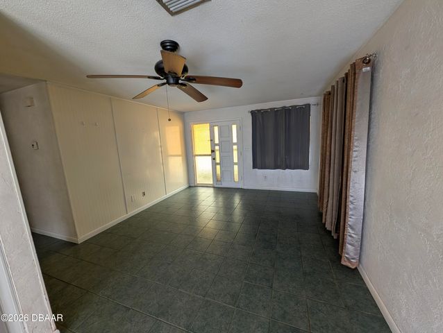 550 Cambridge Circle, South Daytona, FL 32119