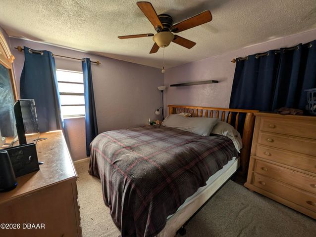 550 Cambridge Circle, South Daytona, FL 32119