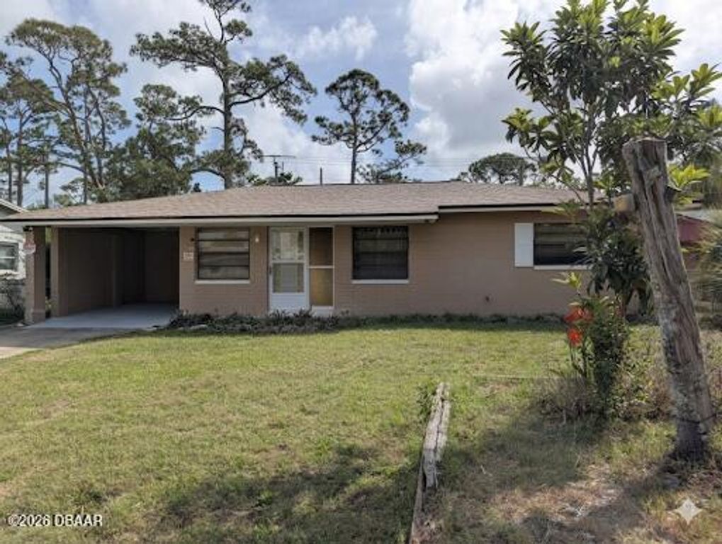 550 Cambridge Circle, South Daytona, FL 32119