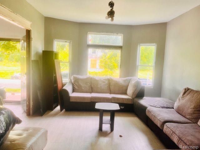 3964 Sheridan Street, Detroit, MI 48214