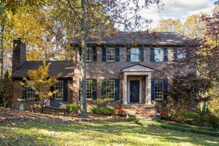 9210 Evening Shadow Drive, Chattanooga, TN 37421