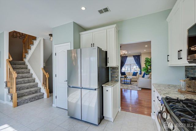 274 Morning Glory Drive, Monroe, NJ 08831